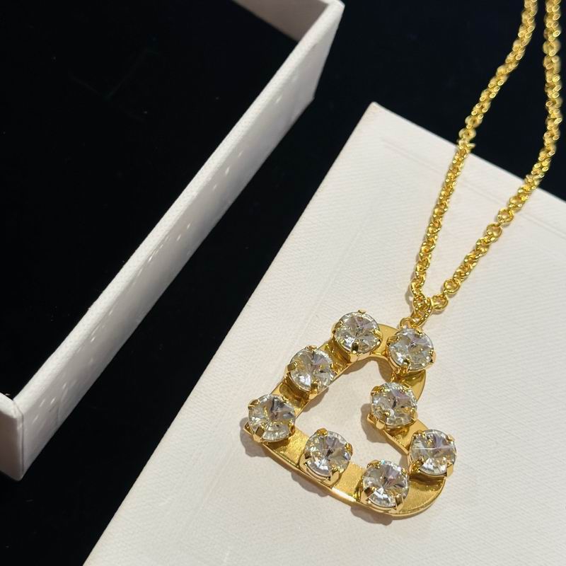 MiuMiu Necklace 12lyr9